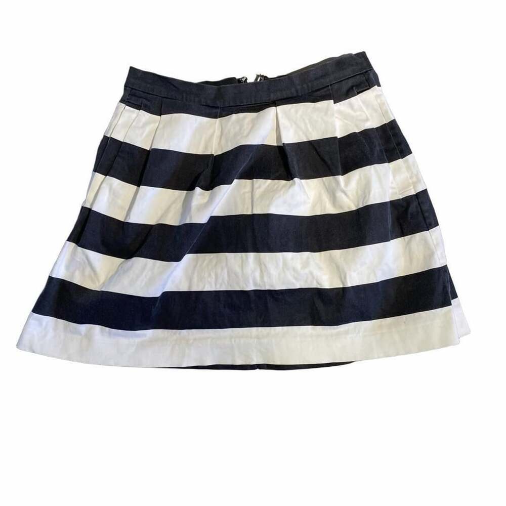 French Connection Skirt Size US 2 Black White Striped Pleated Mini